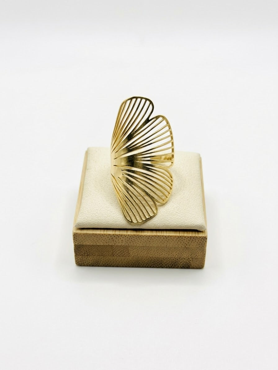 Bague Dorée à Motif de Feuilles
